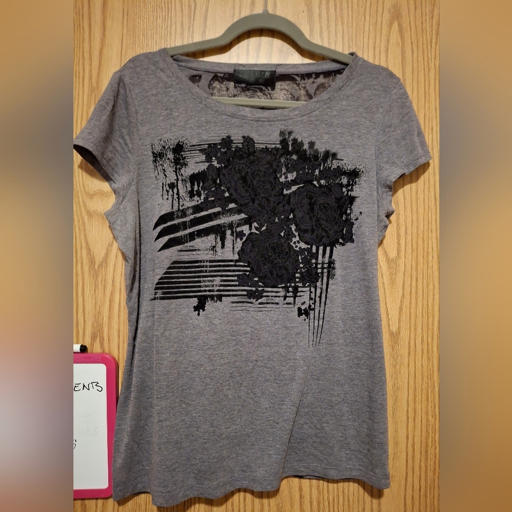 Gray Graphic Women's Top